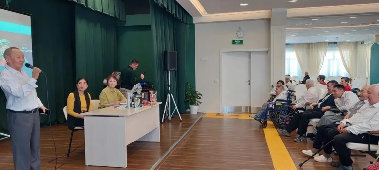 Фото: День космонавтики