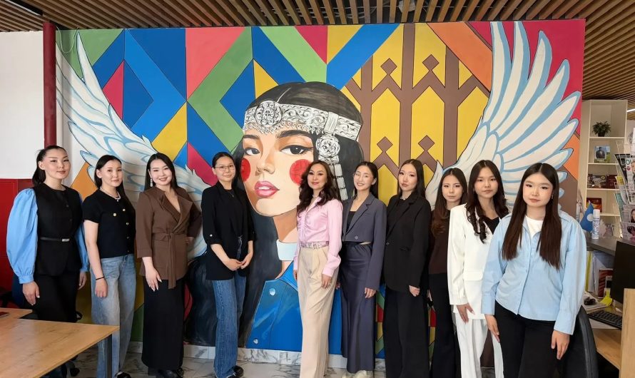 Интеллектуальный этап конкурса «Мисс Эҥсиэли 2026»: знание и красота в гармонии