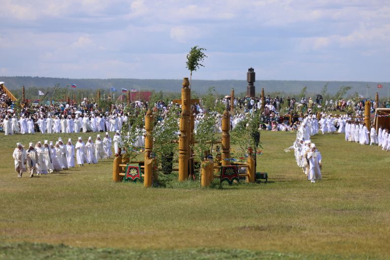 Фото: «Ыһыах – төрүт үгэспит» онлайн-тургутукка ыҥырабыт!